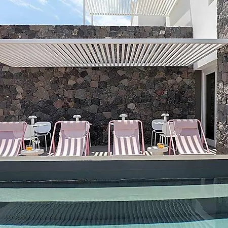 Neo Hotell Fira (Santorini)